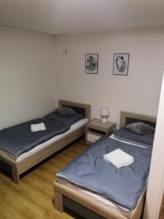 Penzion Ubytovani U Parku S Parkovistem Česká Lípa Екстериор снимка